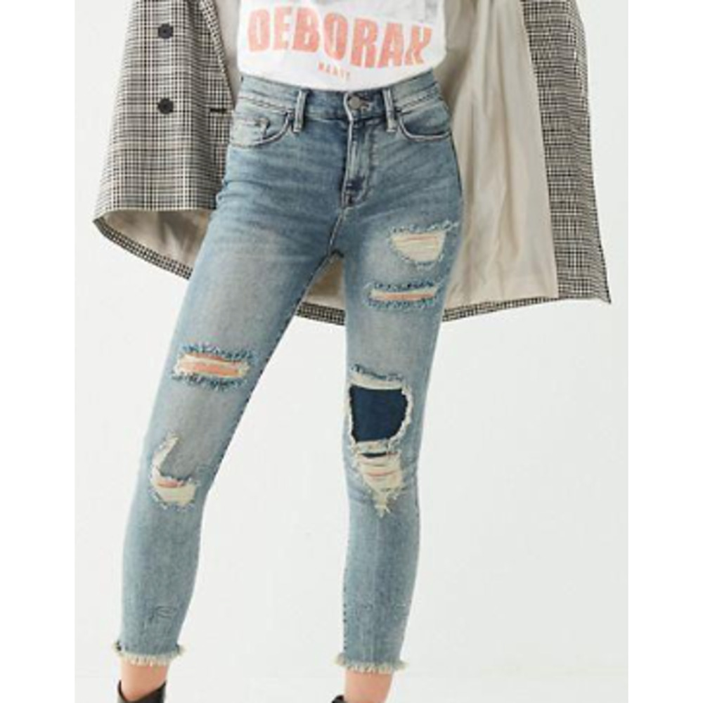 NEW URBAN OUTFITTERS BDG TWIG HIGH RISE DISTRESSED PATCH cropped JEANS sz 31
